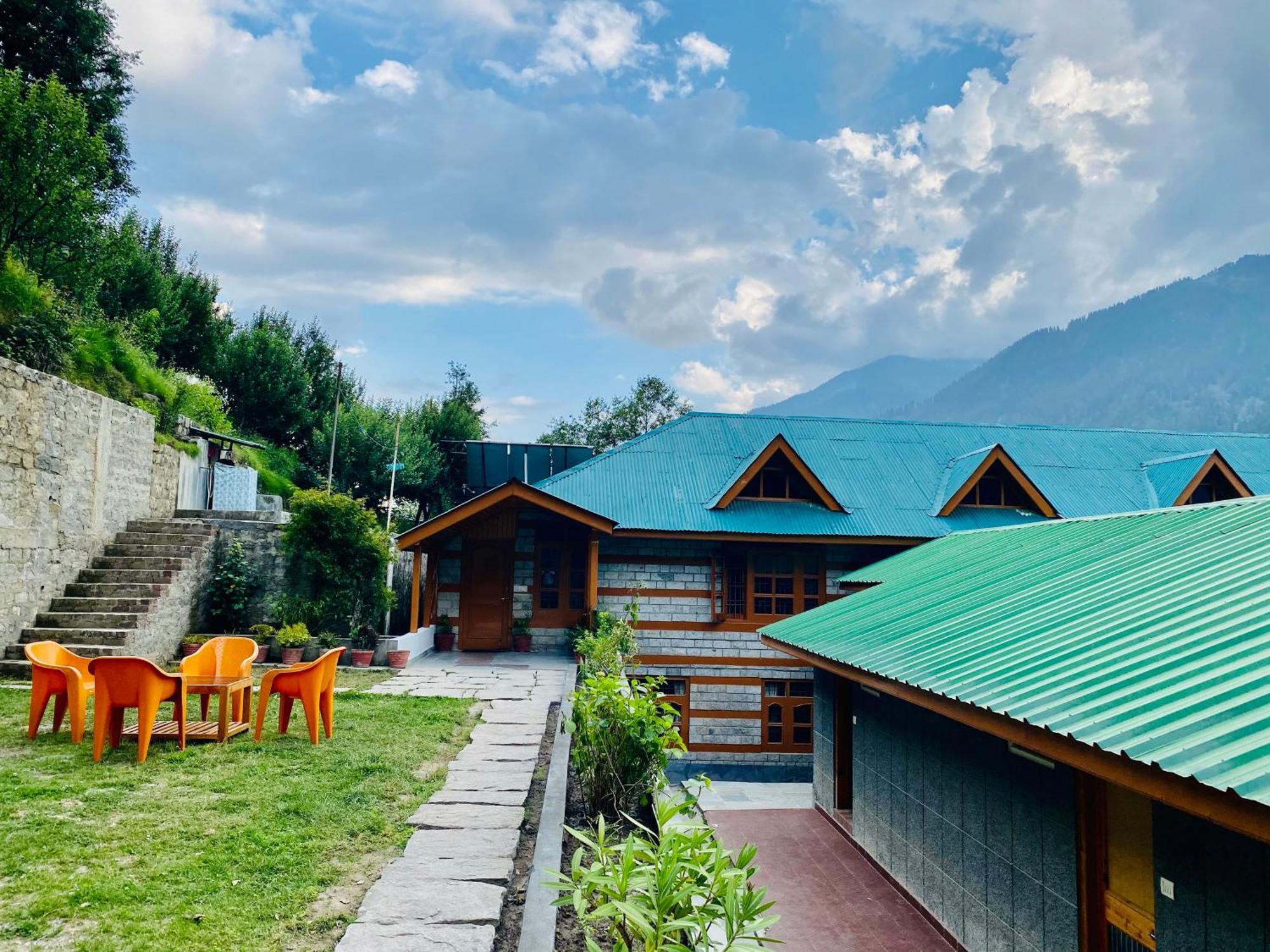 The Hollywood Vibes - #Riverview #Premium Rooms #Prime Location #Most Awarded #Parking #Top Rated #Open Terrace #Best Selling Hotel In Manali מראה חיצוני תמונה